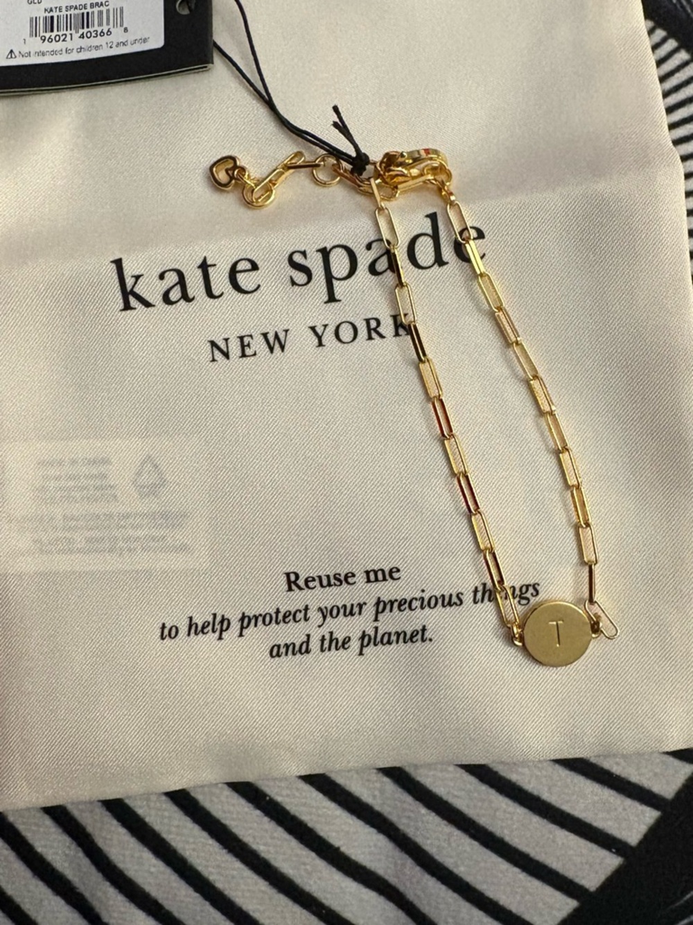 kate spade gold initial disc paperclip link bracelet - T